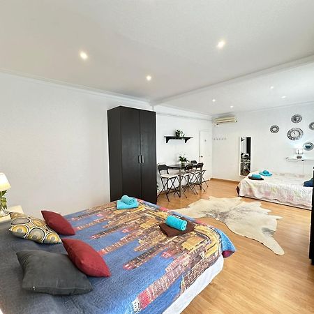 Rooms Mar169 Barcelona Ngoại thất bức ảnh