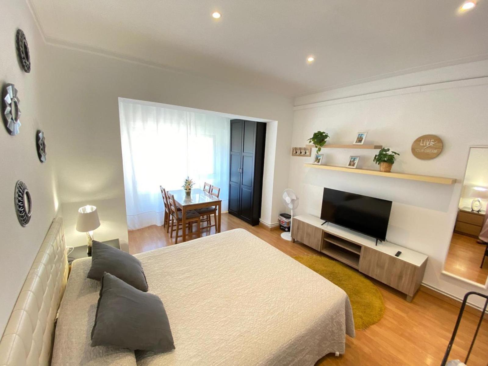 Rooms Mar169 Barcelona Ngoại thất bức ảnh