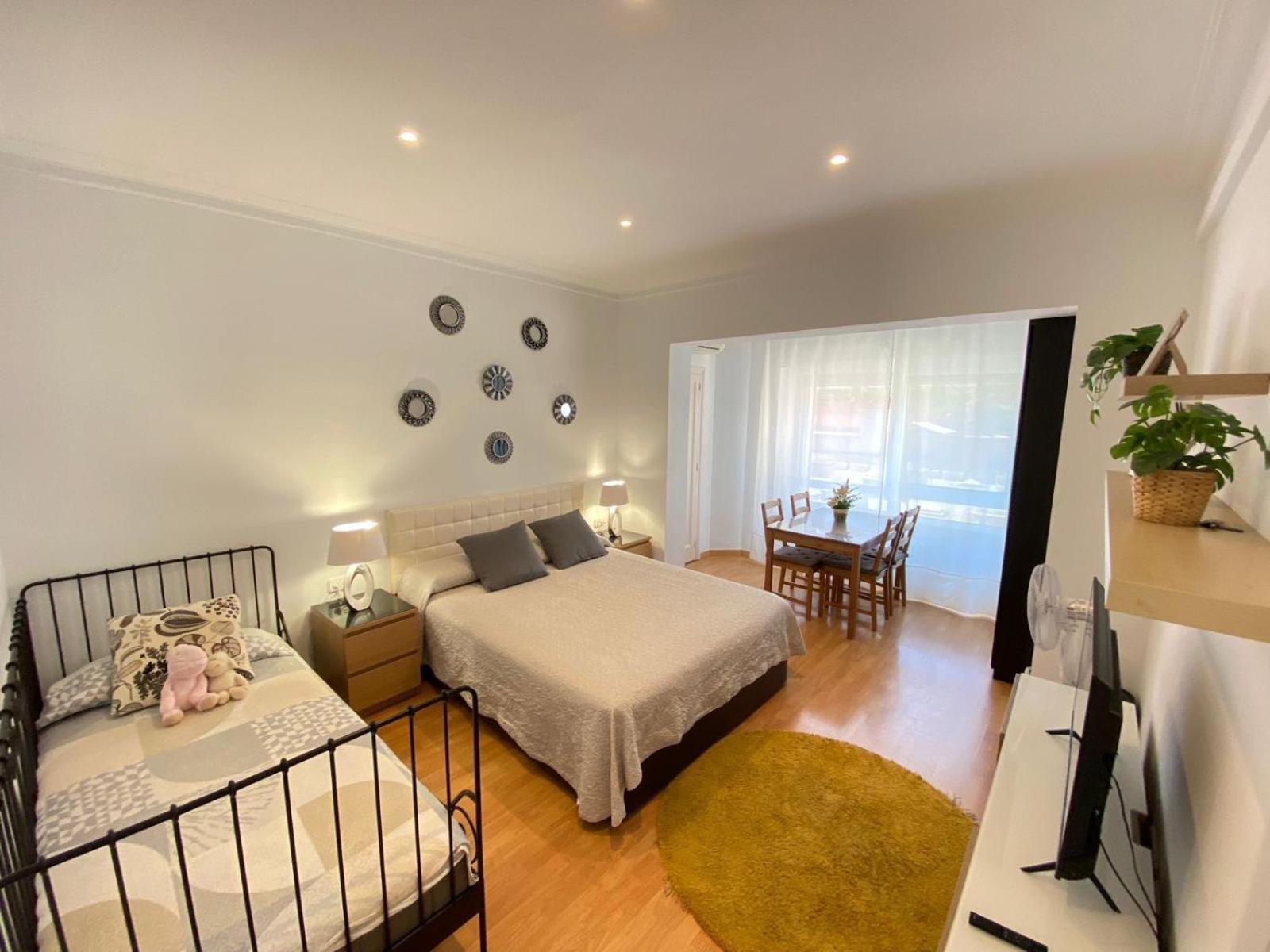 Rooms Mar169 Barcelona Ngoại thất bức ảnh